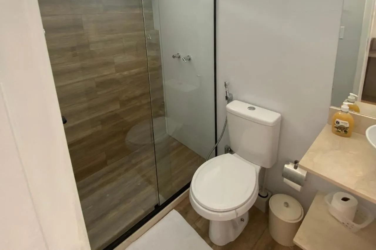 Quarto em Acomodações Particulares Vila Das Dunas - Aluguel De Temporada Apartamento Cabo Frio